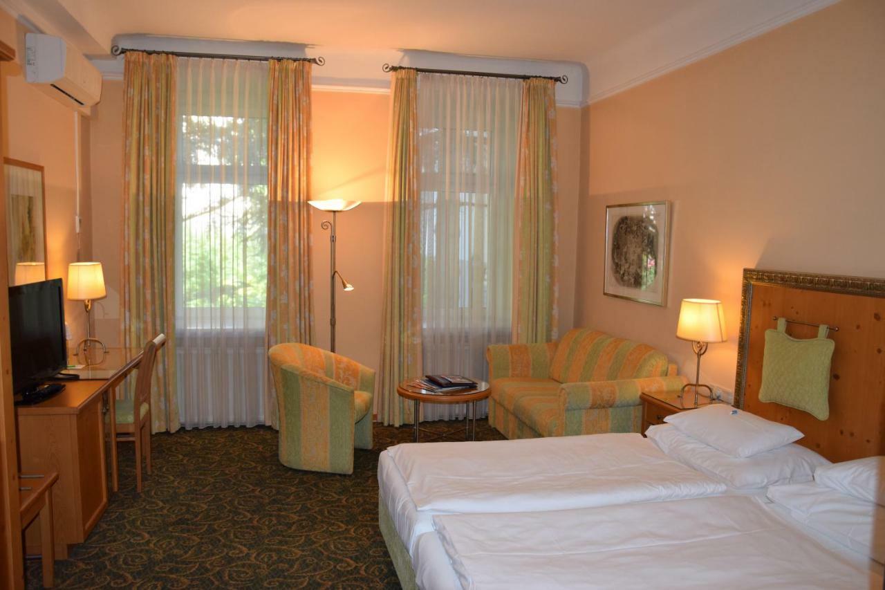 Hotel Jaeger - Family Tradition Since 1911 Vienne Extérieur photo