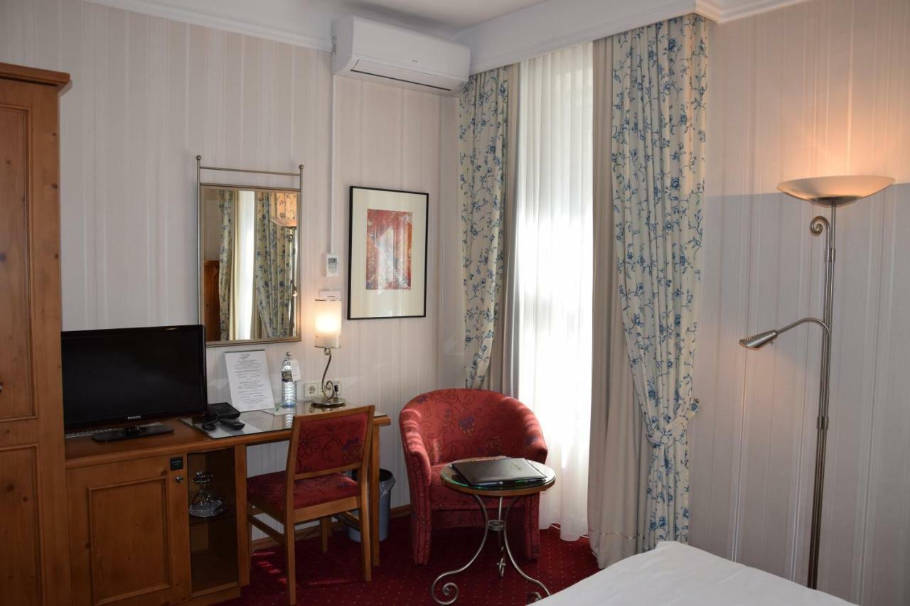 Hotel Jaeger - Family Tradition Since 1911 Vienne Extérieur photo